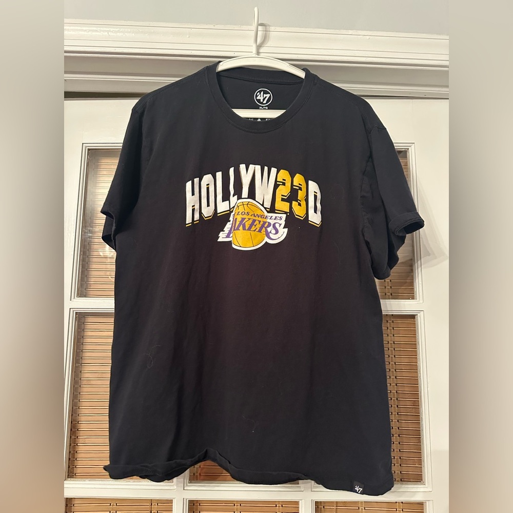 47 Black Los Angeles Lakers Hollyw23d T-Shirt size xl